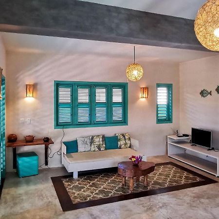 La Villa Tropicale Linda Casa Pertinho Do Mar ! イカライー エクステリア 写真