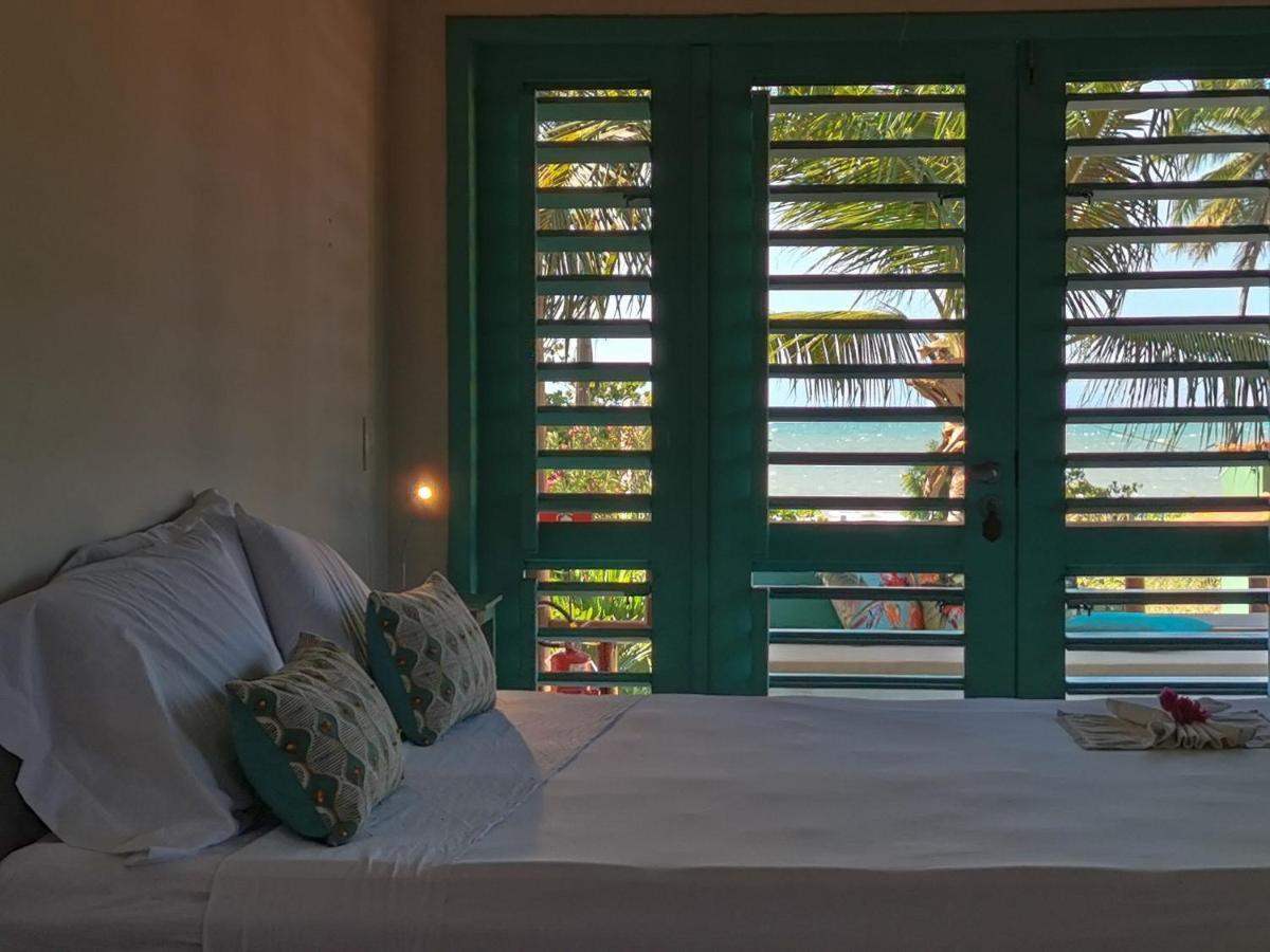 La Villa Tropicale Linda Casa Pertinho Do Mar ! イカライー エクステリア 写真